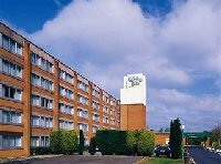 Fil Franck Tours - Hotels in London - Hotel Holiday Inn Gatwick Airport